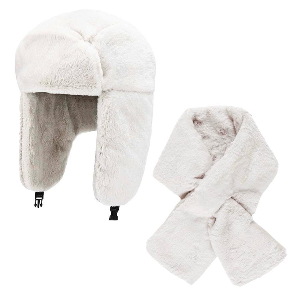 Adult Tapper Hat & Scarf
